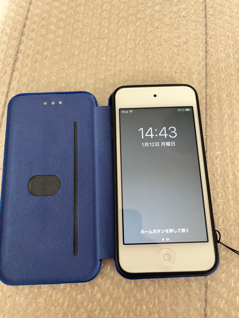 （美品）Apple iPod touch 7世代シルバー 32GB ケース付き