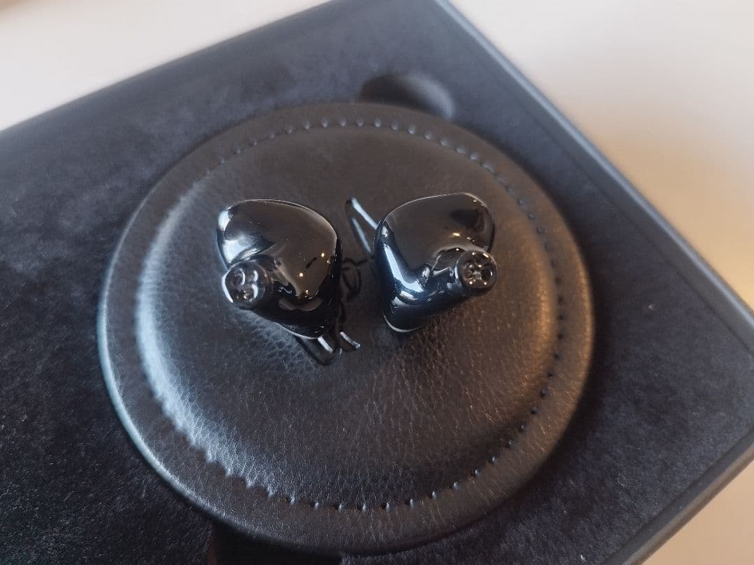 イヤホン qoa margarita