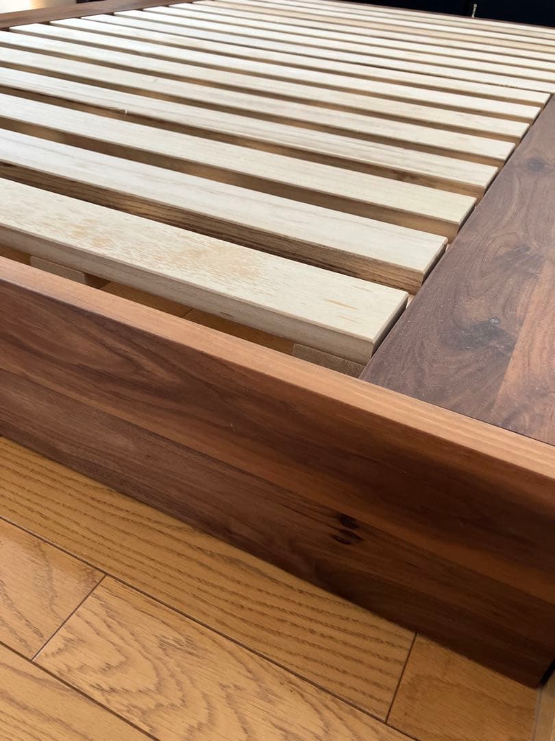 PRONT別注セミダブル〜ダブル　ベッド