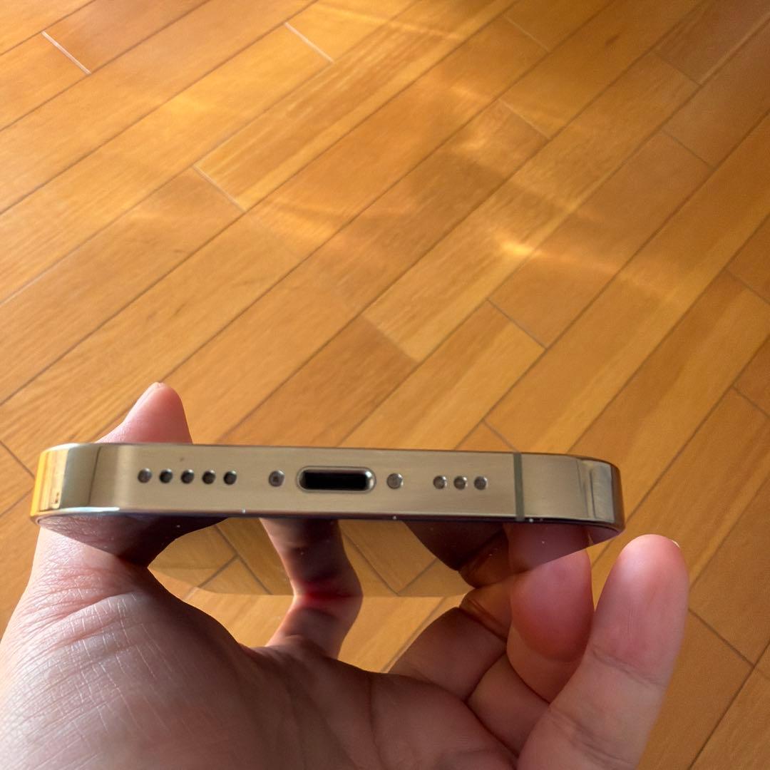 ボタン操作に不良【中古】iPhone14pro128G SIMフリー