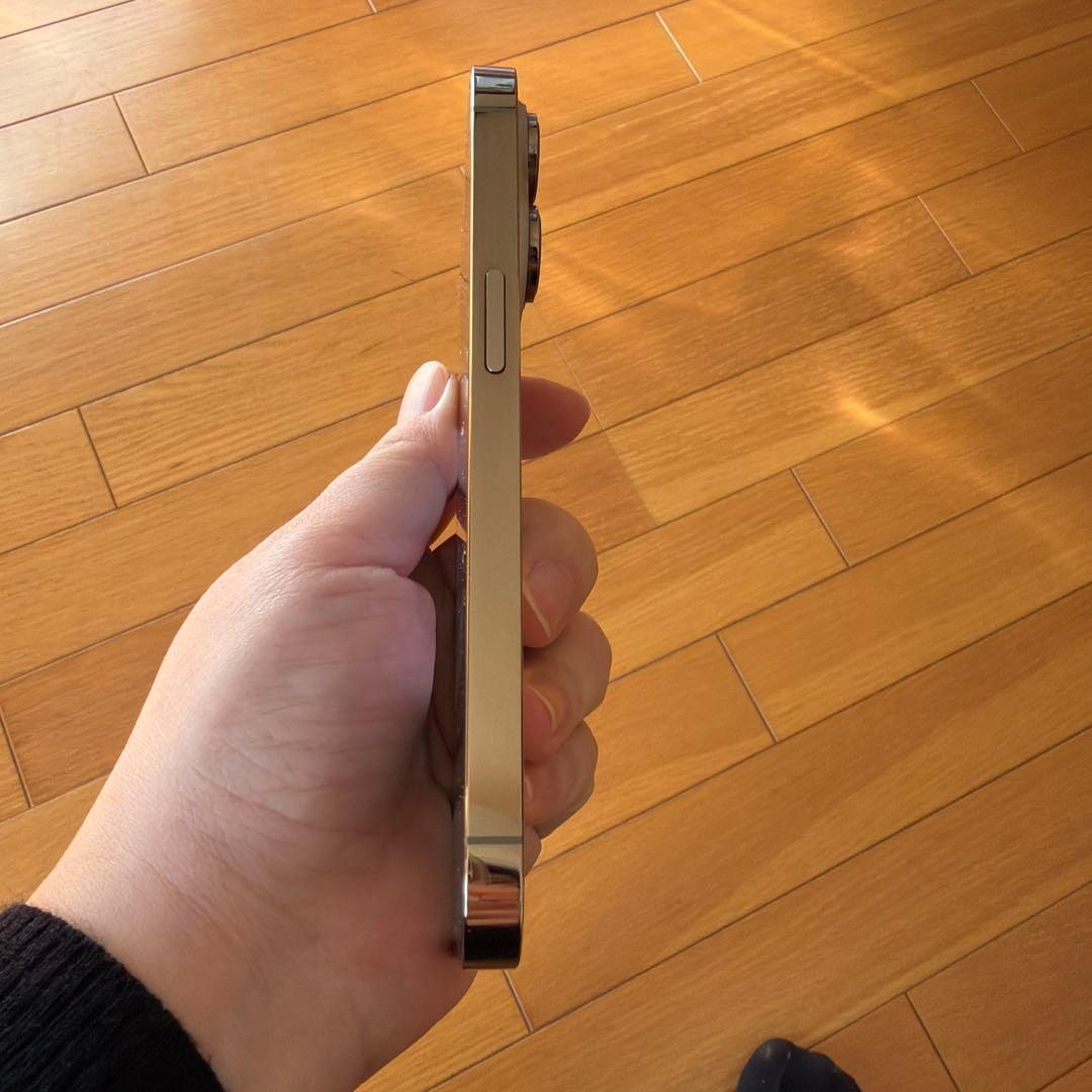 ボタン操作に不良【中古】iPhone14pro128G SIMフリー