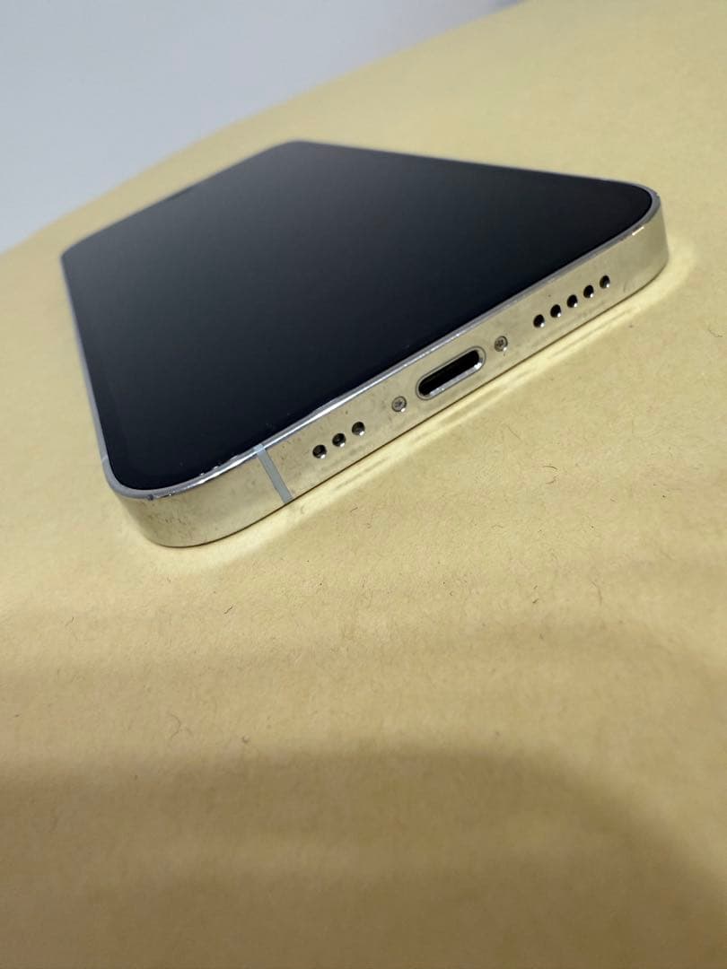 値下げ Apple iPhone 12 Pro 256GB シルバー 本体