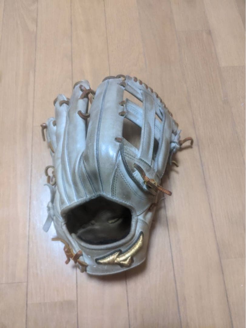 Mizuno ベージュ 硬式グローブ ゴールドロゴ