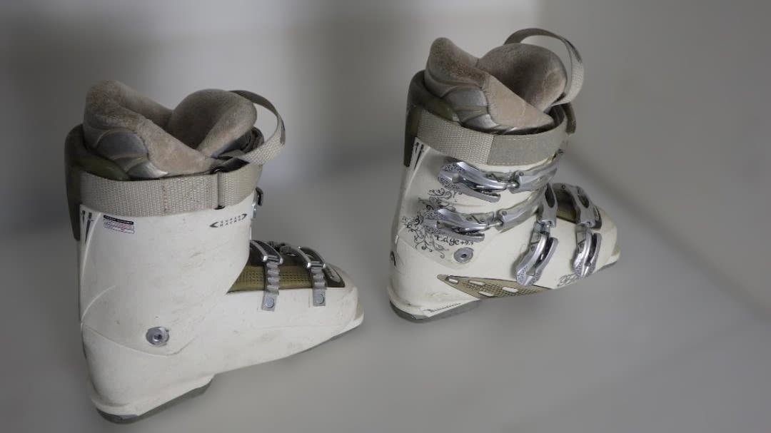 957/HEAD Edge 9.5 ヘッド　エッジ　スキーブーツ 女性用24ｃｍ