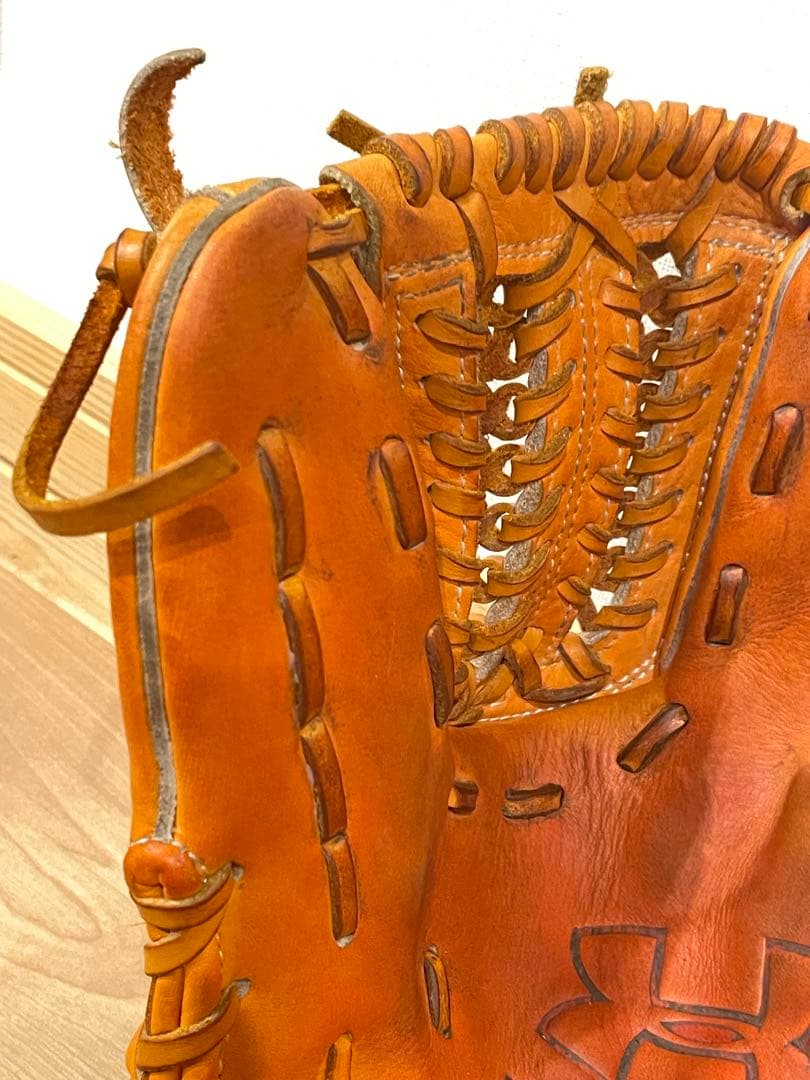 UNDER ARMOUR QBB0277 軟式用グローブ