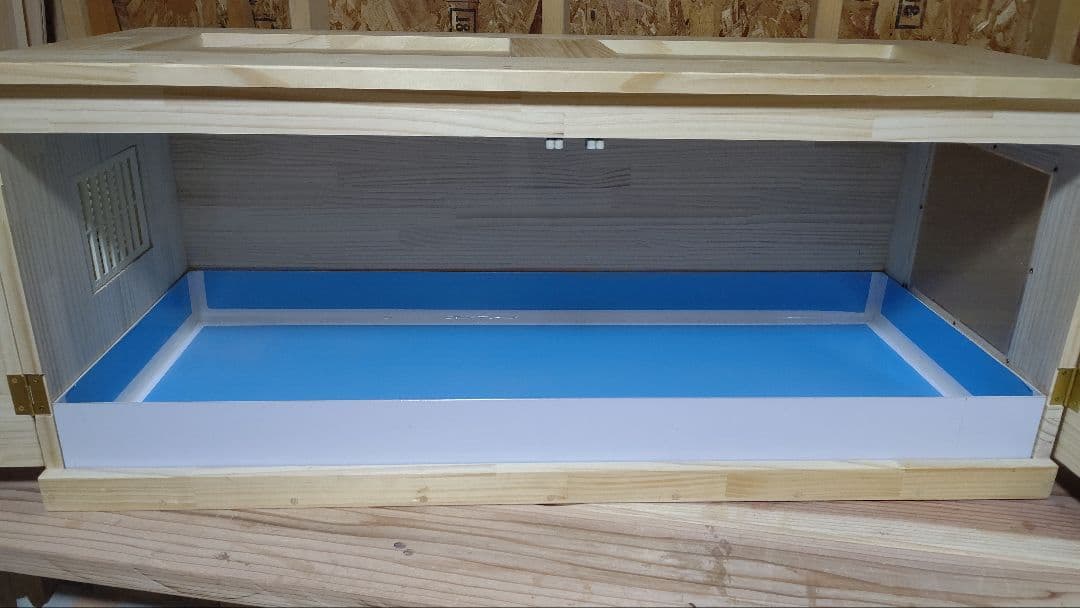 Osaiケージ 赤松集成材１８ミリ、幅120縦45奥行45