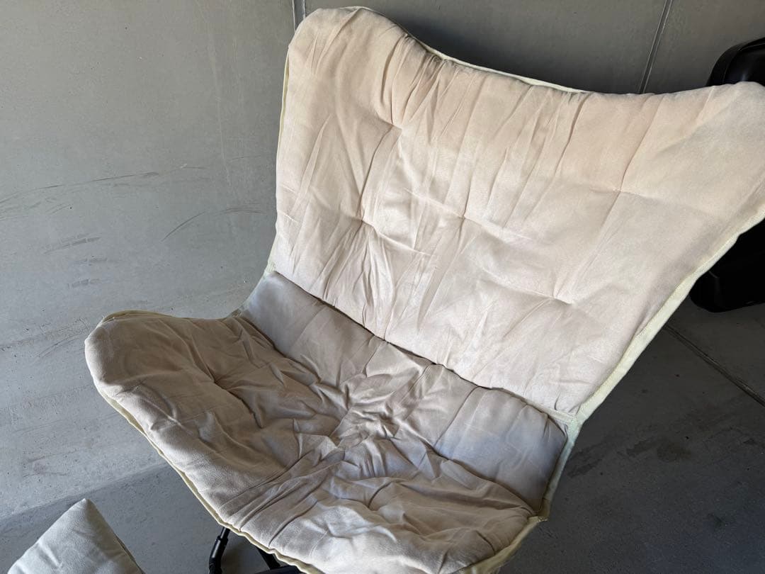 バタフライチェア オットマン付き 折りたたみ式 ベージュ　ニトリ