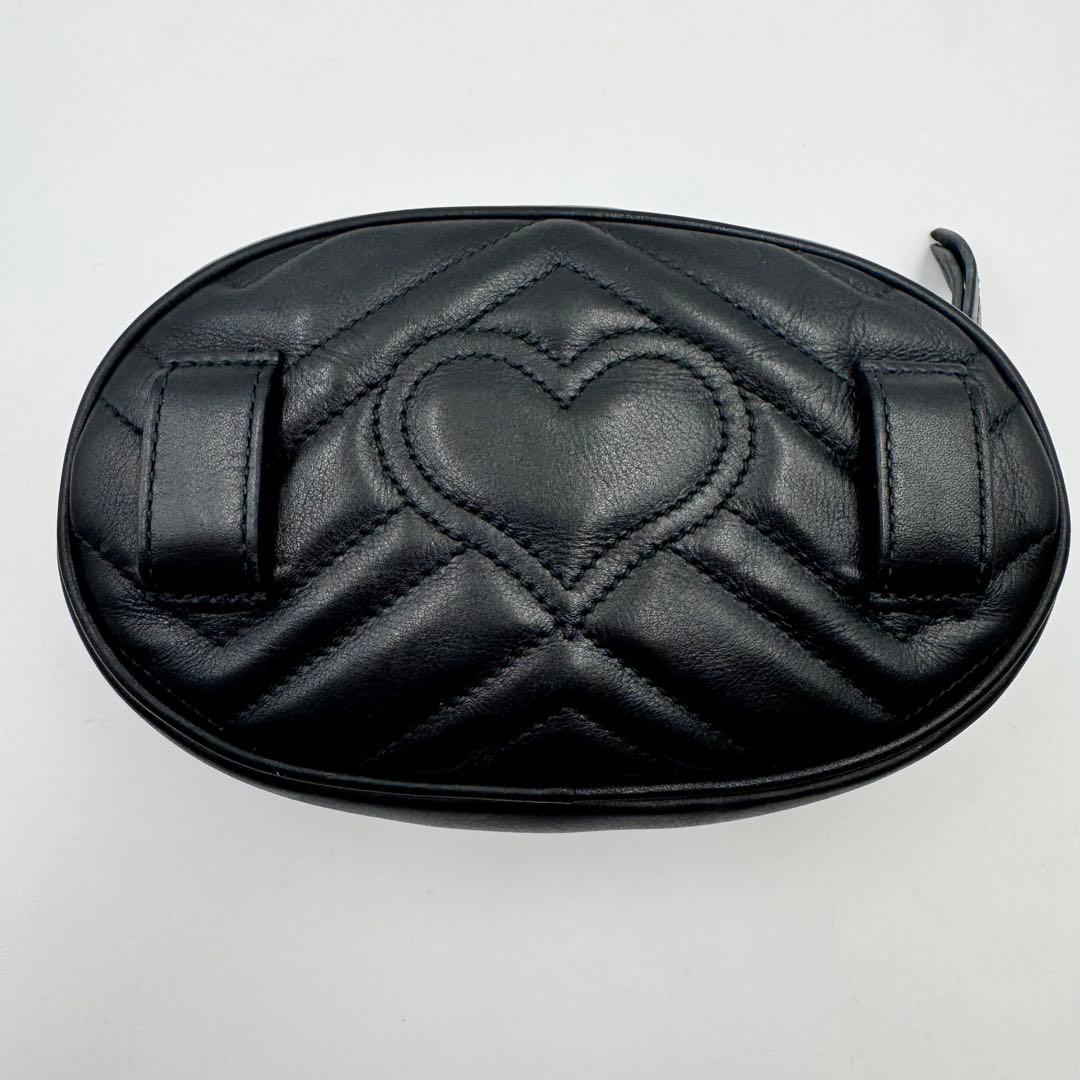 美品✨GUCCI マーモント　ボディバッグ　黒色　ハート　キルティング