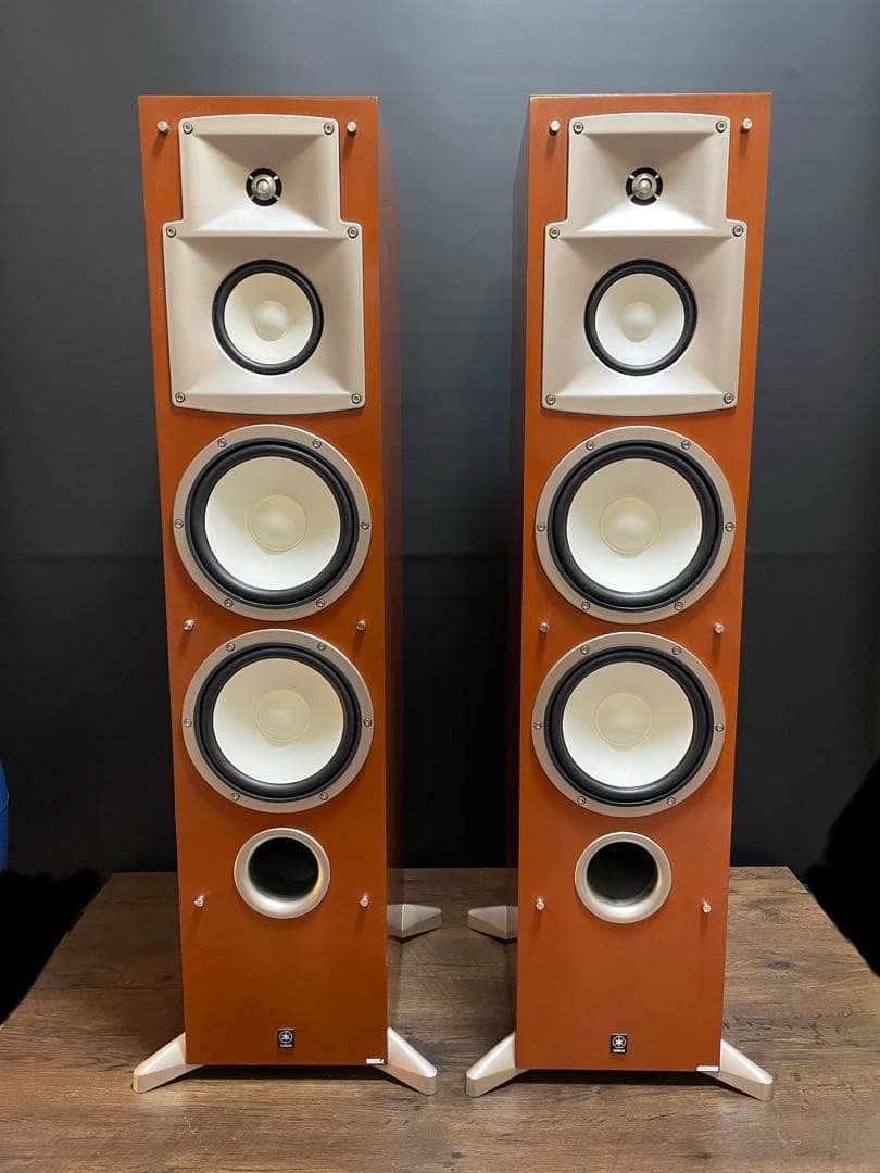 YAMAHA NS-8HX トールボーイ型　スピーカー 脚付き　2台セット