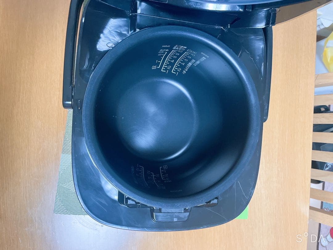 ZOJIRUSHI NW- JU18 炊飯器　圧力IH 動作保証