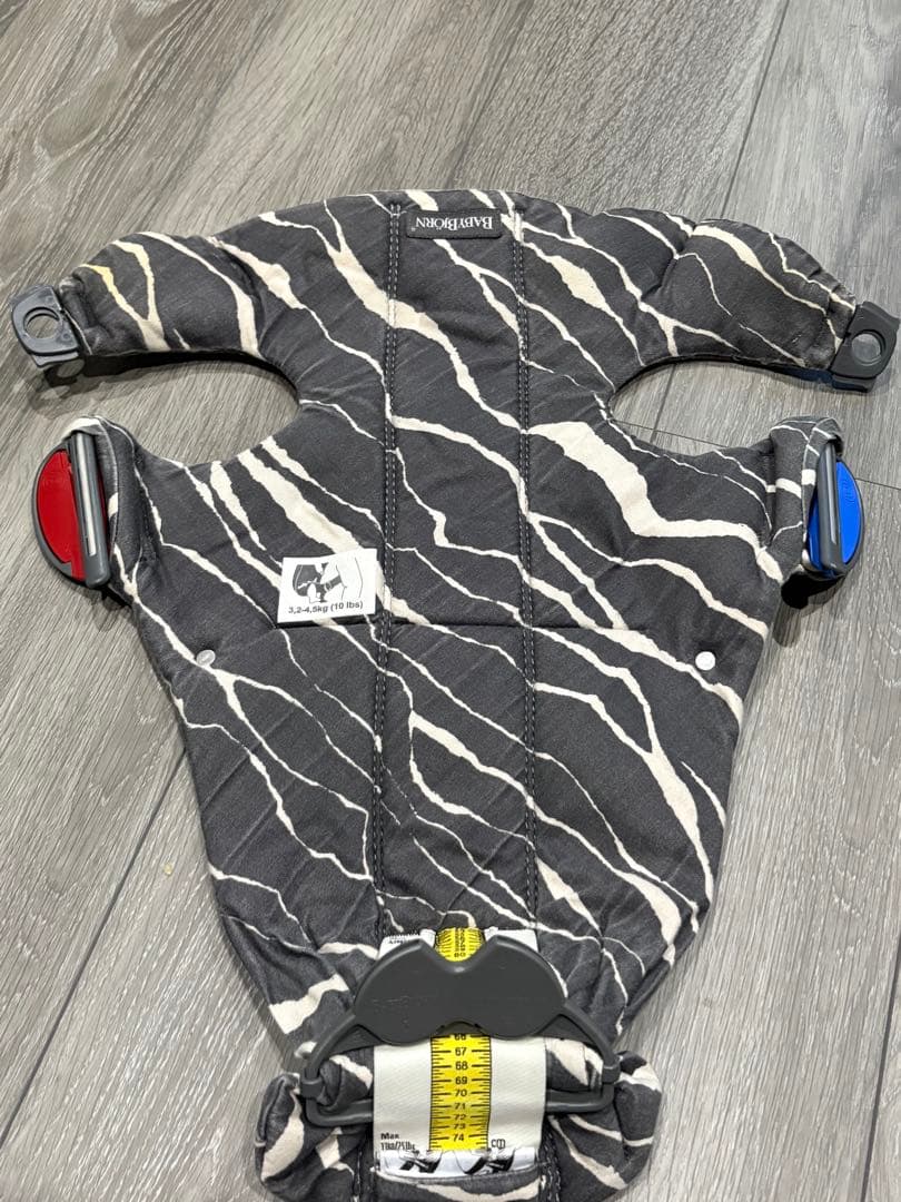 BabyBjörn キャリアmini ゼブラ