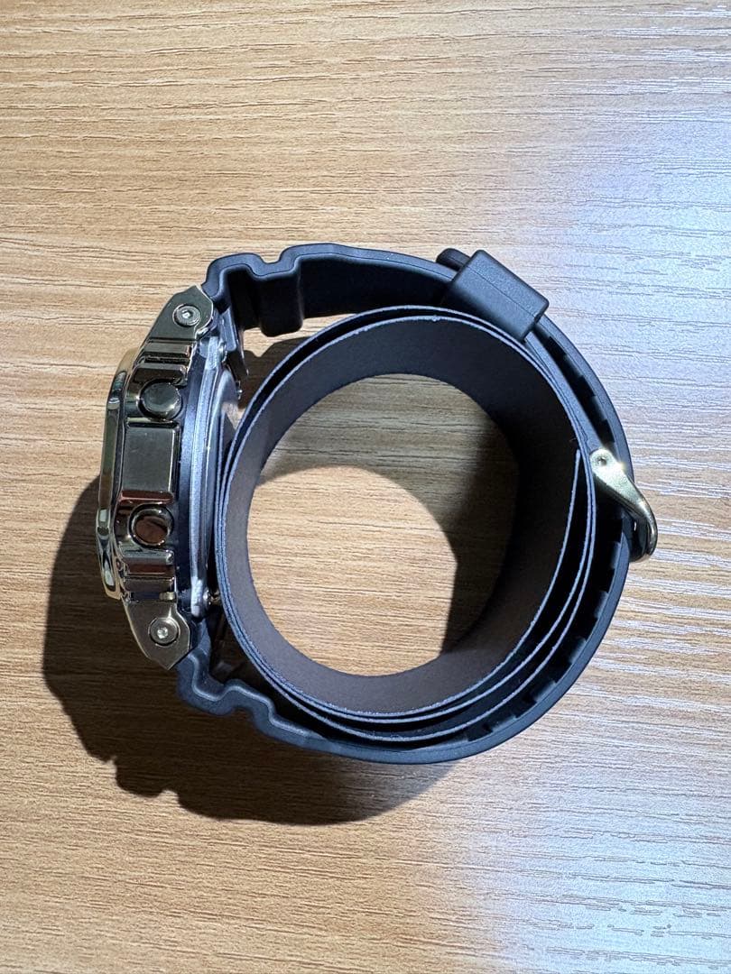 ほぼ新品！G-SHOCK GM-5600UG