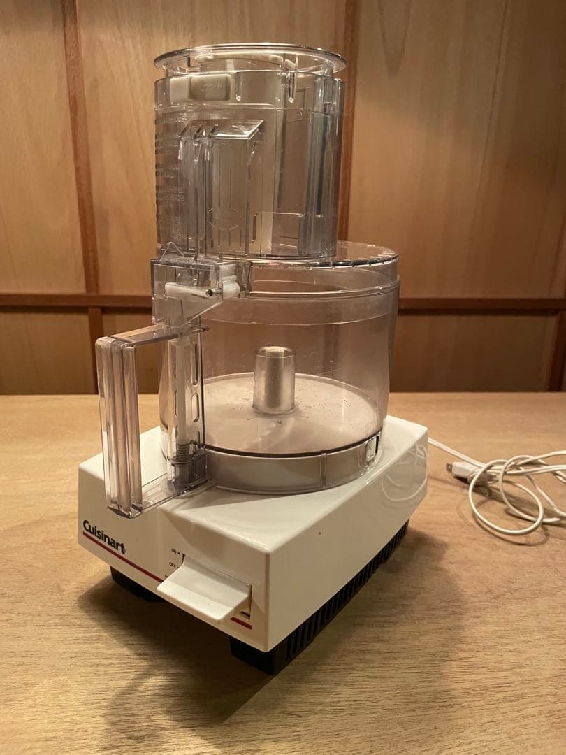 業務用1.9Lフードプロセッサー クイジナートDLC-190J 1台4役