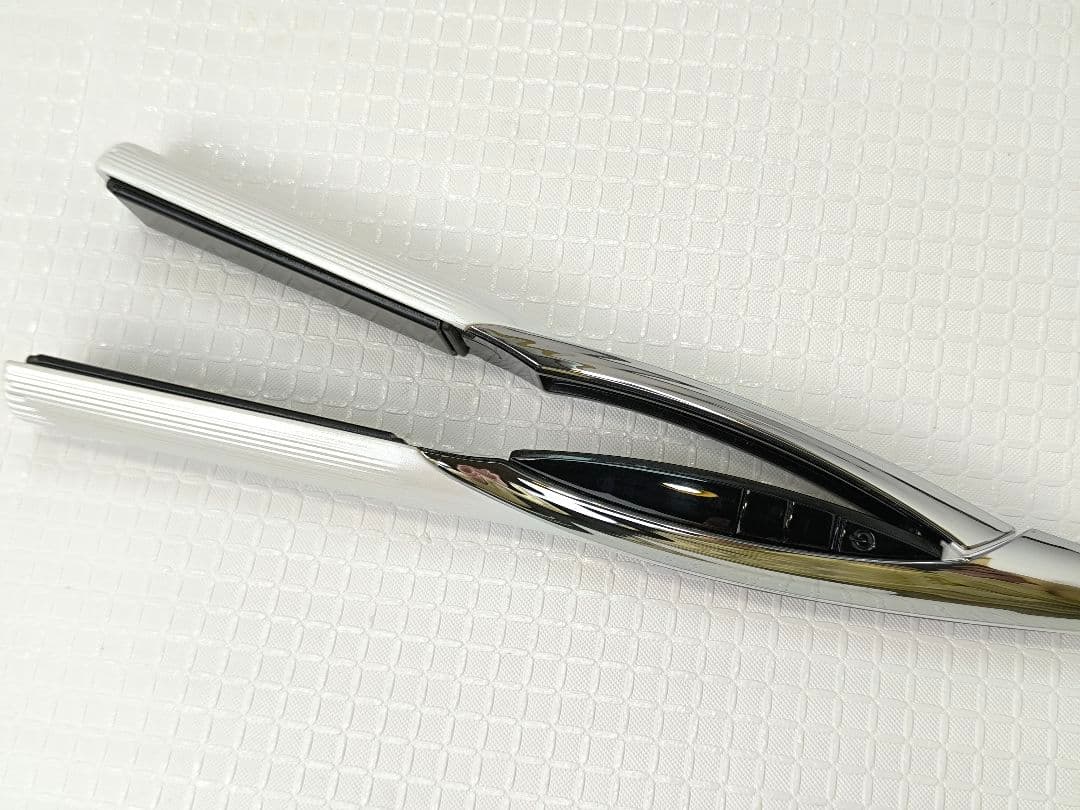 正規品　ReFaリファ ビューテック ストレートアイロン　21年製