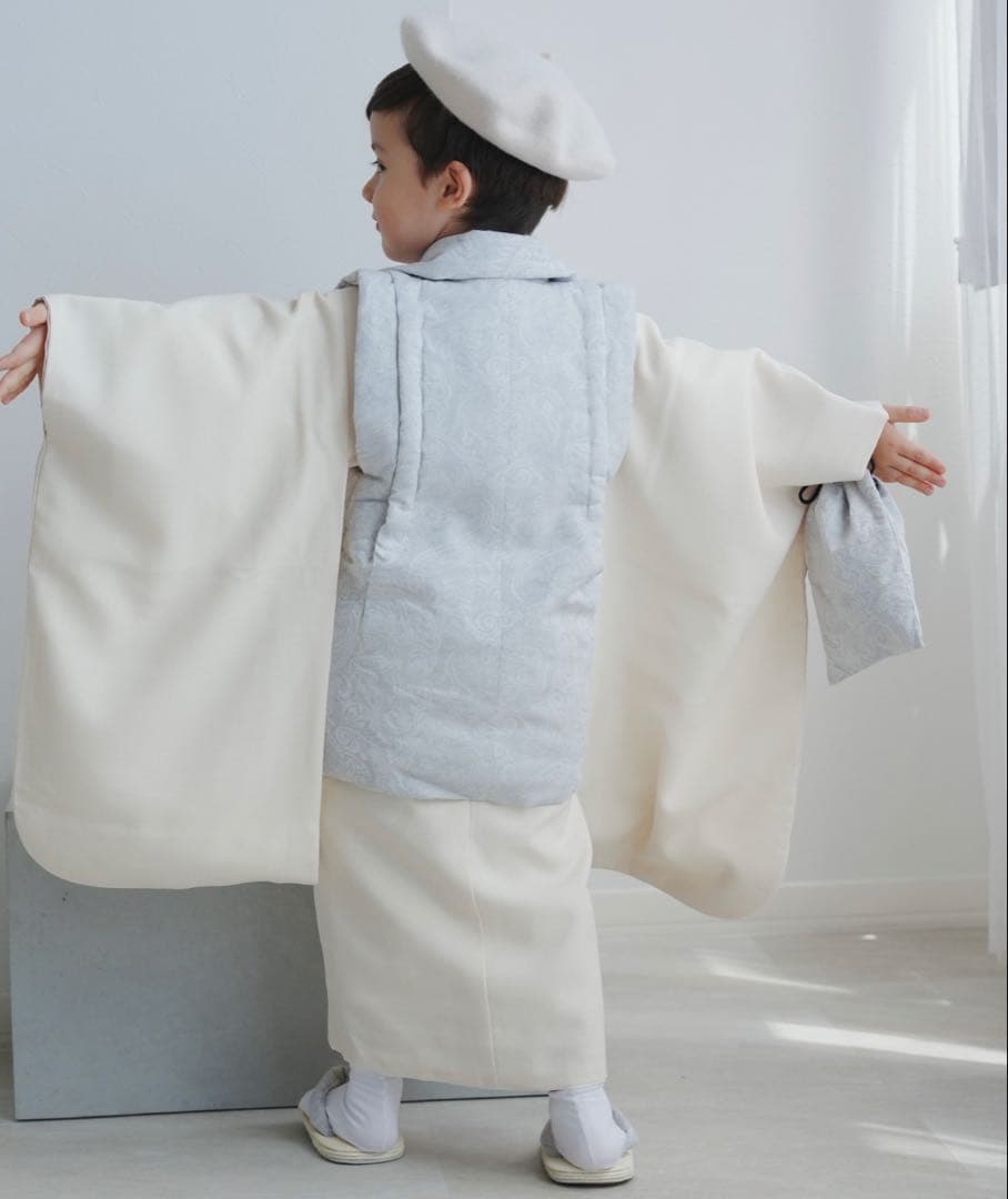 七五三　3歳 被布コート グレー　男の子 utatane お正月　正月　初詣
