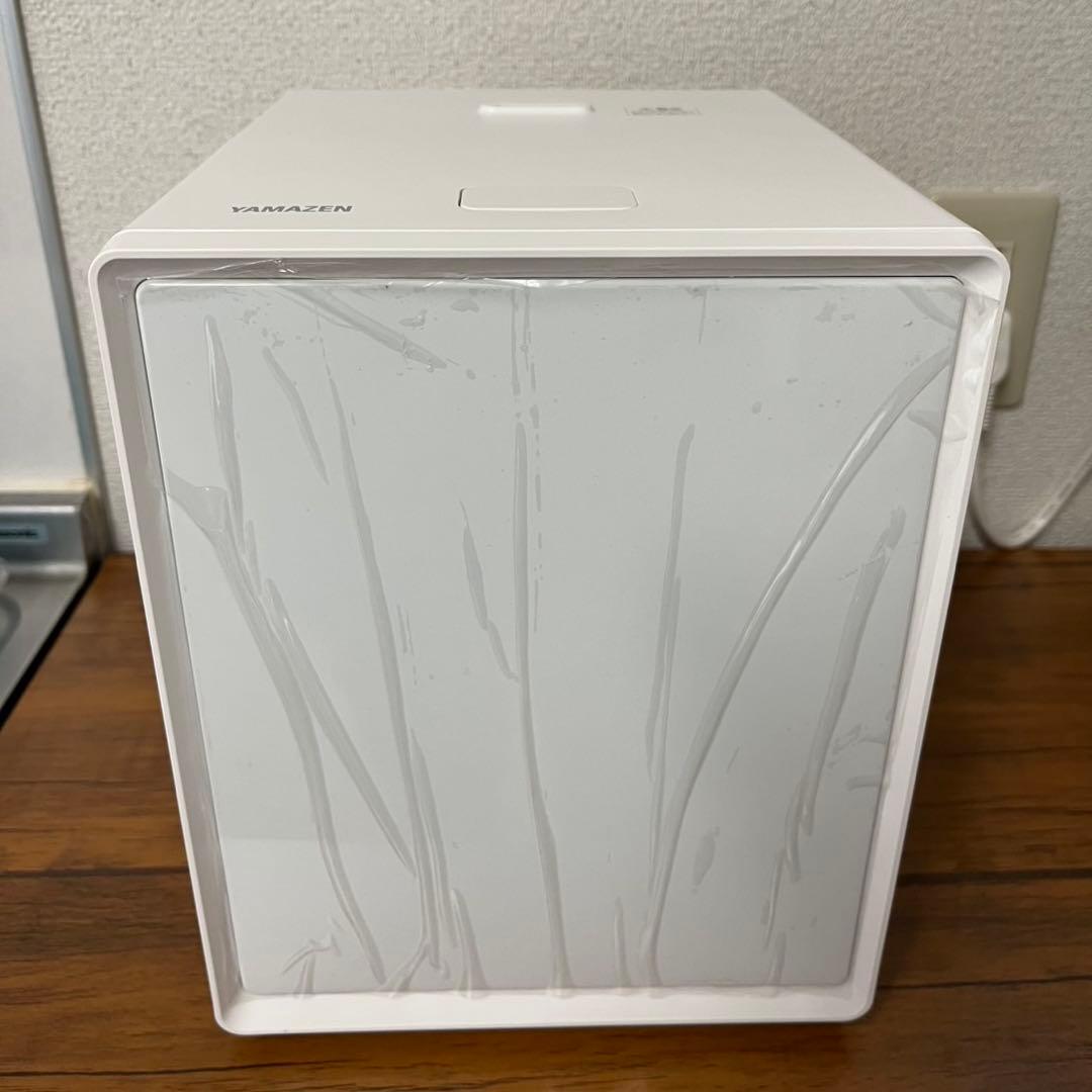 【未使用】 山善 5.5合 炊飯器 キューブ型 ホワイト YJS-CM102-W