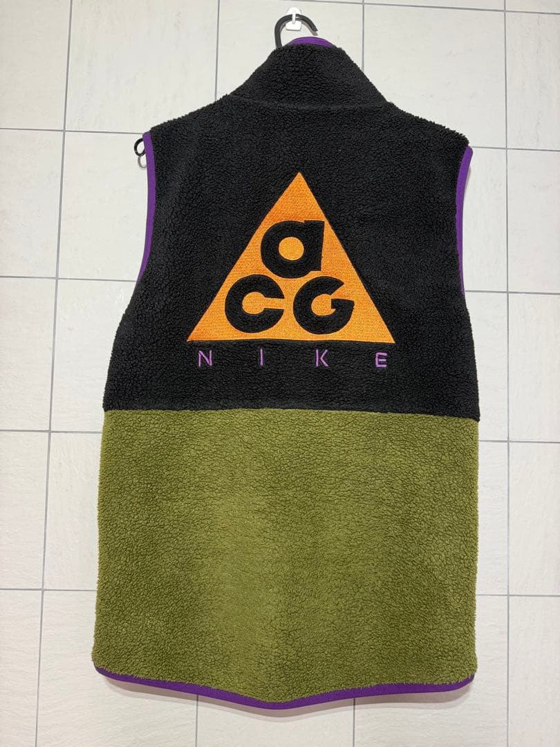 NIKE ACG フリースベスト 紫/緑/黒