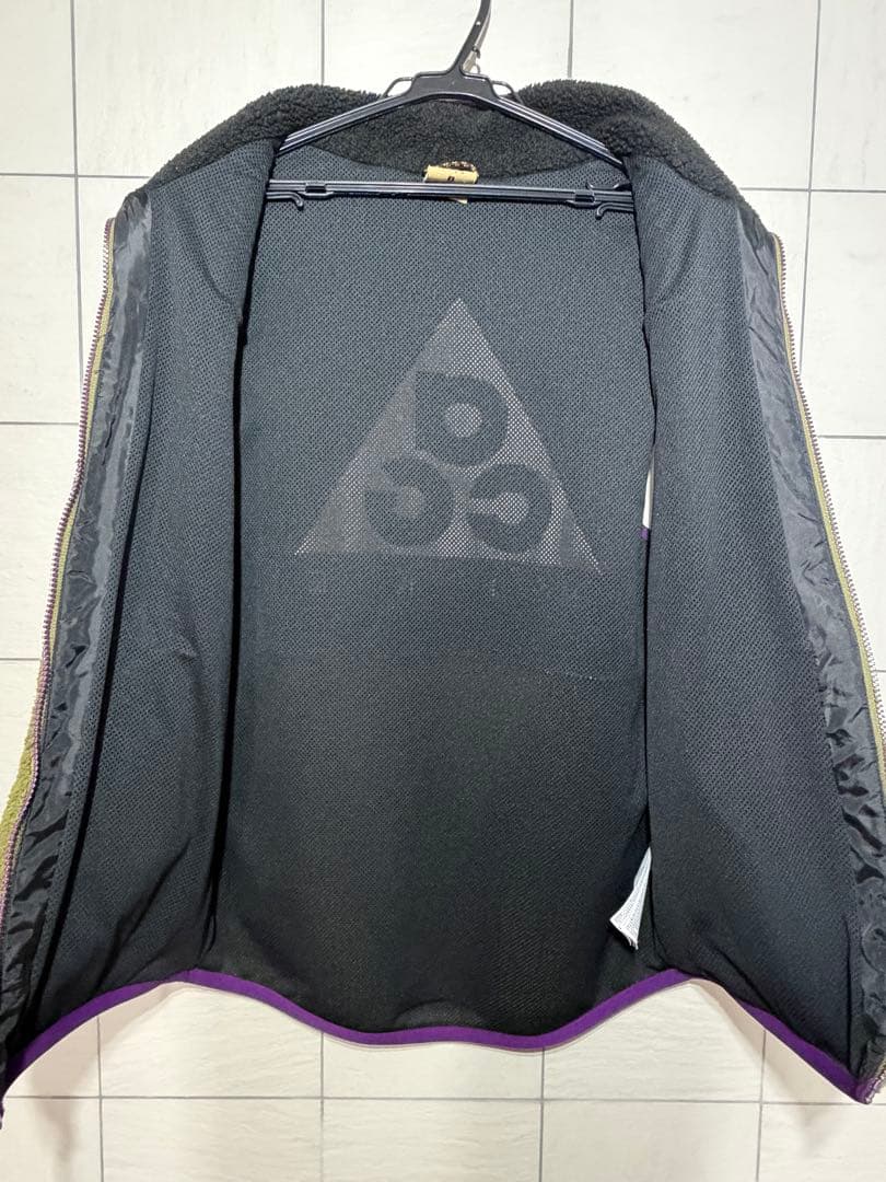 NIKE ACG フリースベスト 紫/緑/黒