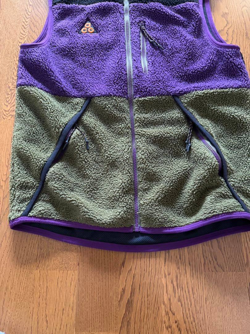NIKE ACG フリースベスト 紫/緑/黒