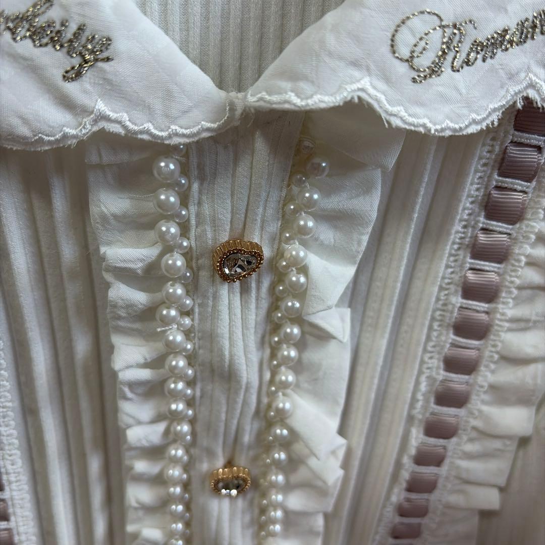 LIZLISA リズリサ ストロベリー刺繍 セーラーブラウス