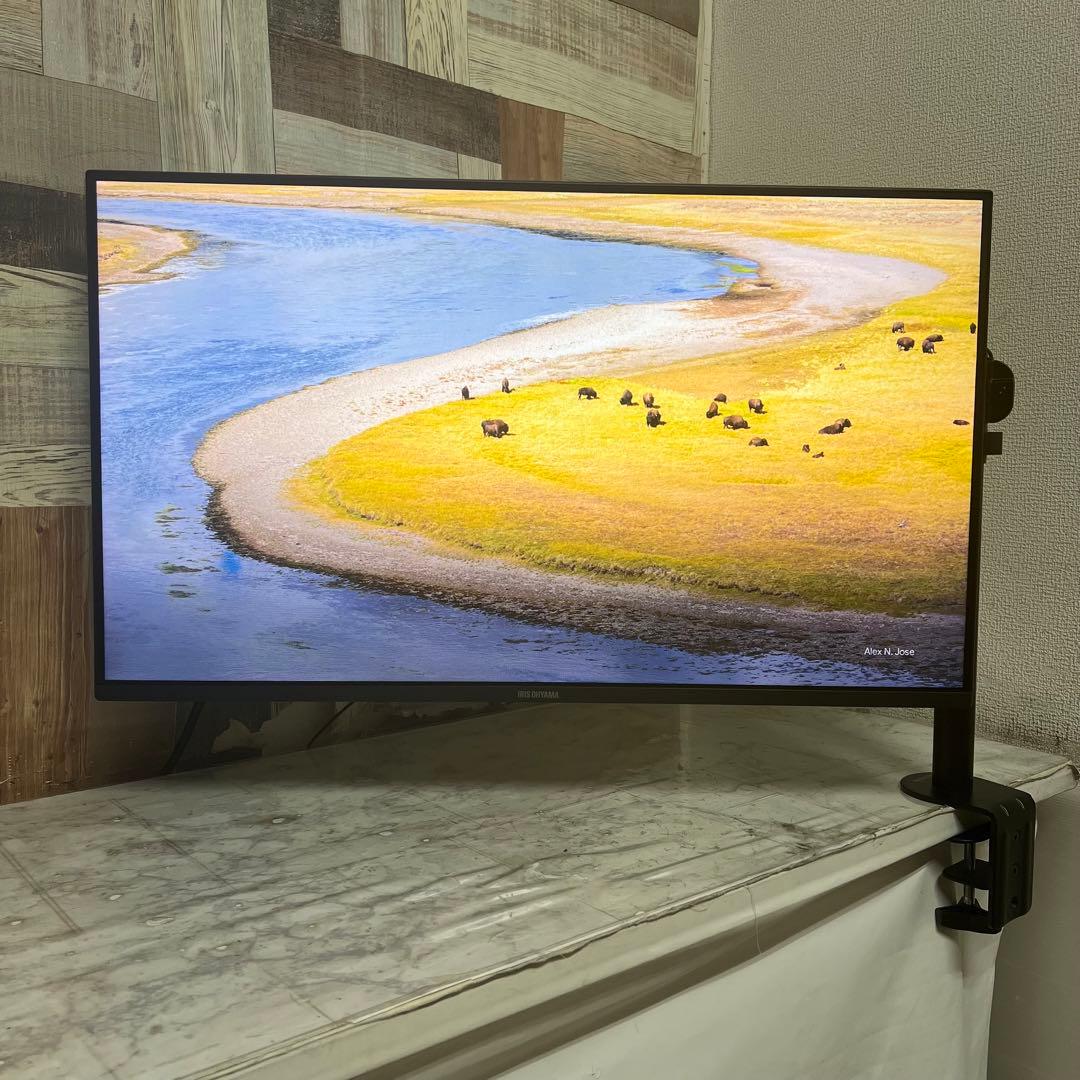 リクエスト価格❣️全国送料込アイリスオーヤマ32型液晶モニターベゼルレス。スタンド