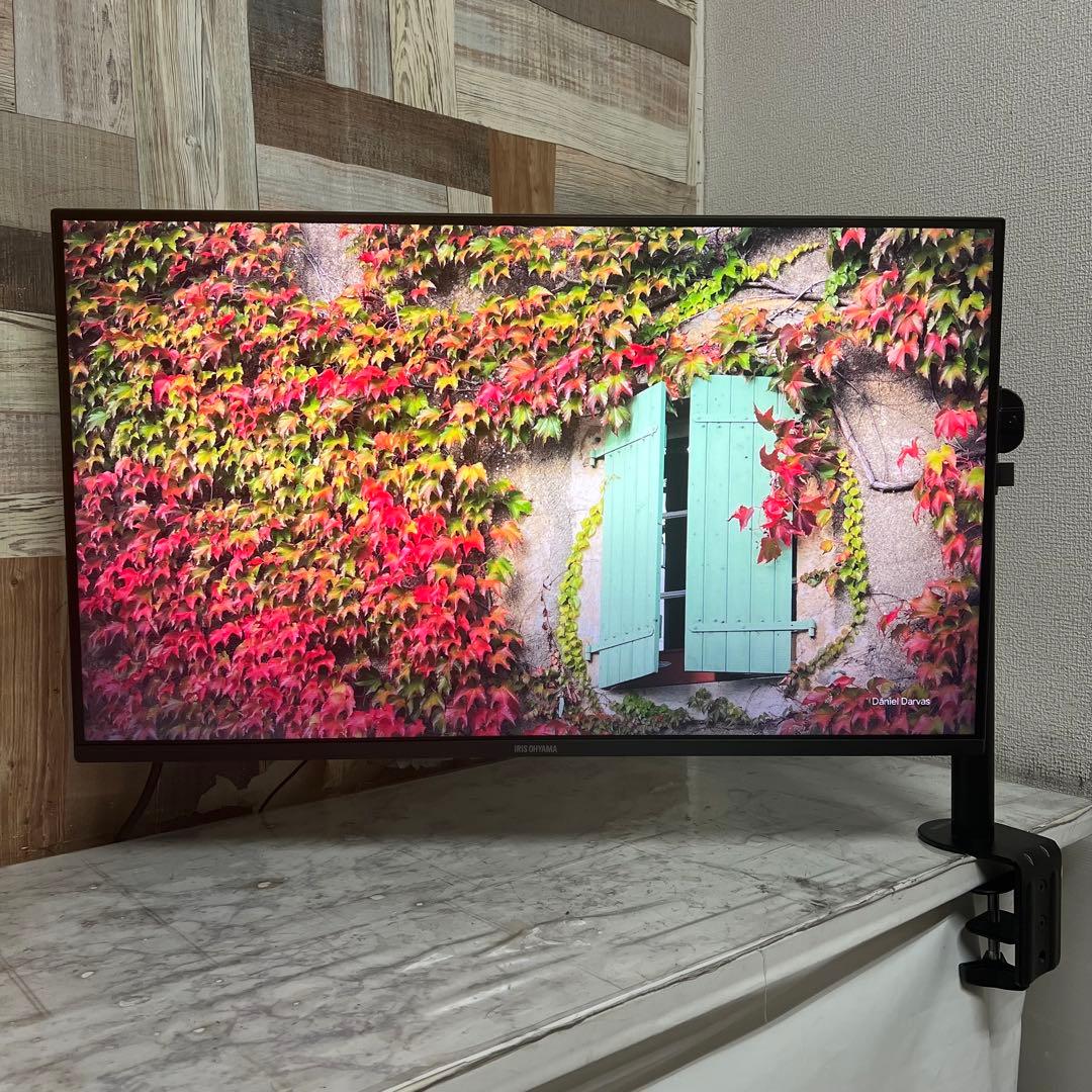 リクエスト価格❣️全国送料込アイリスオーヤマ32型液晶モニターベゼルレス。スタンド