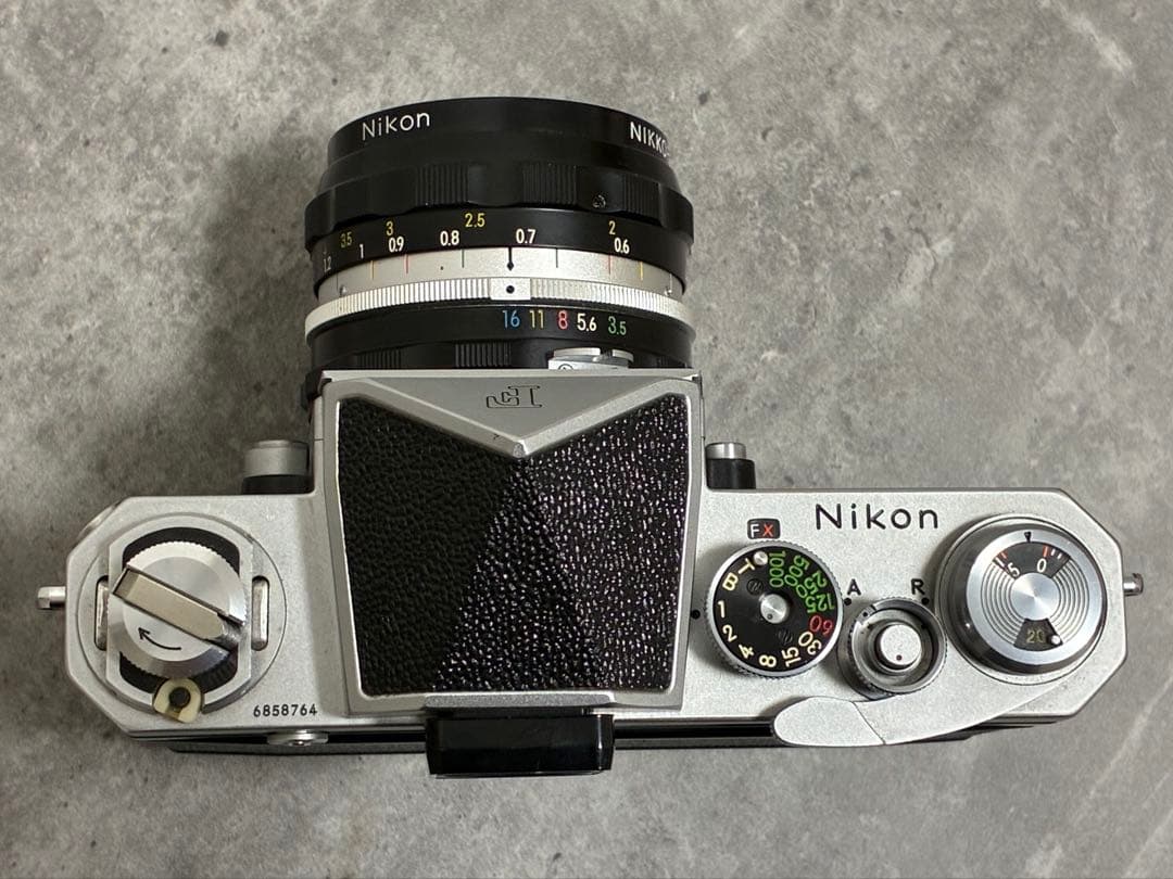 Nikon F 中期 ボディ + Auto Nikkor 28mm F3.5