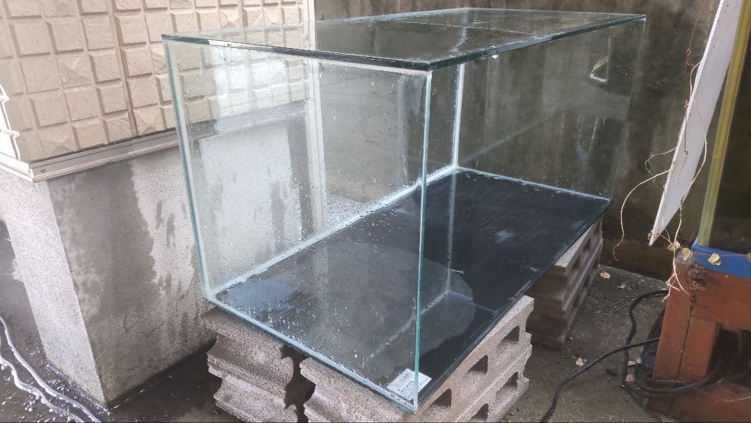 ガラス水槽 900