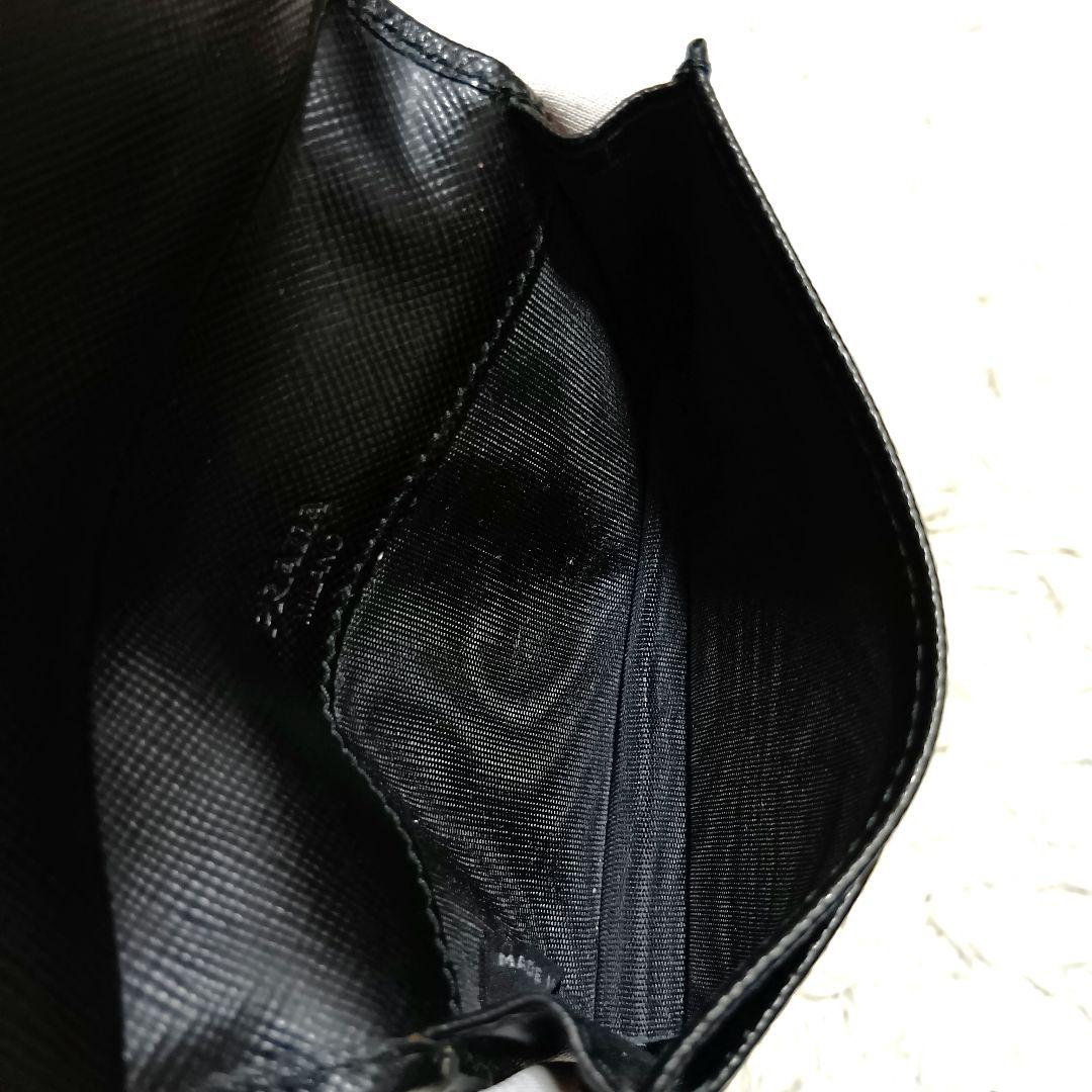 プラダ　カードケース　名刺入れ　ロゴ刻印　レザー　ブラック　正規品