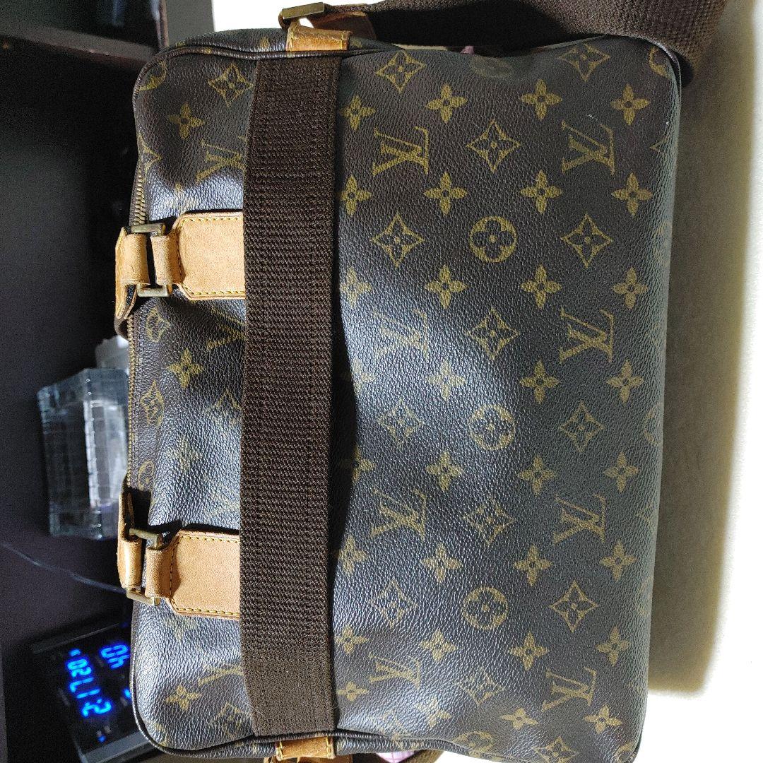 LOUIS VUITTON サック・ボスフォール ショルダーバッグM40043