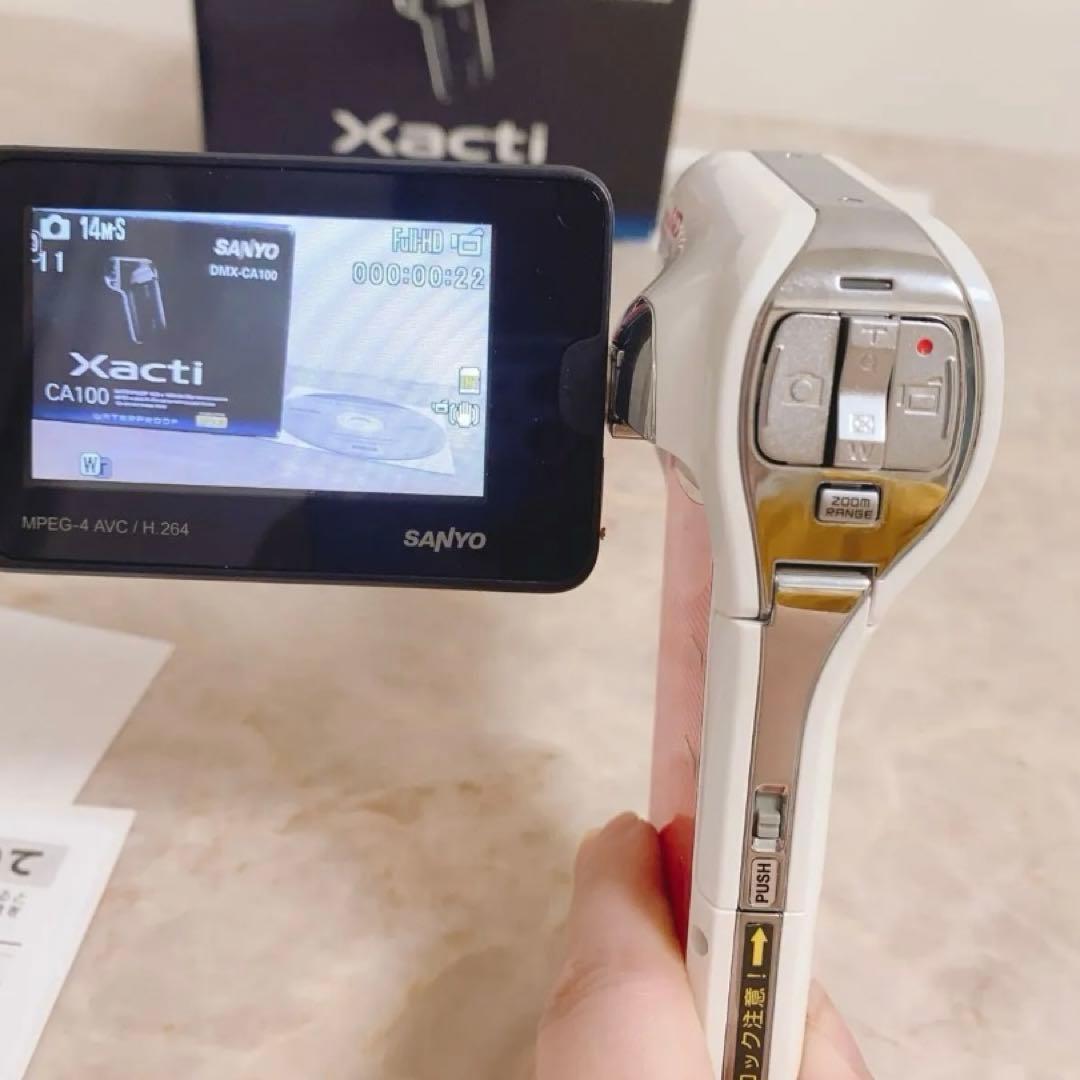 SANYO Xacti CA100 ピンク