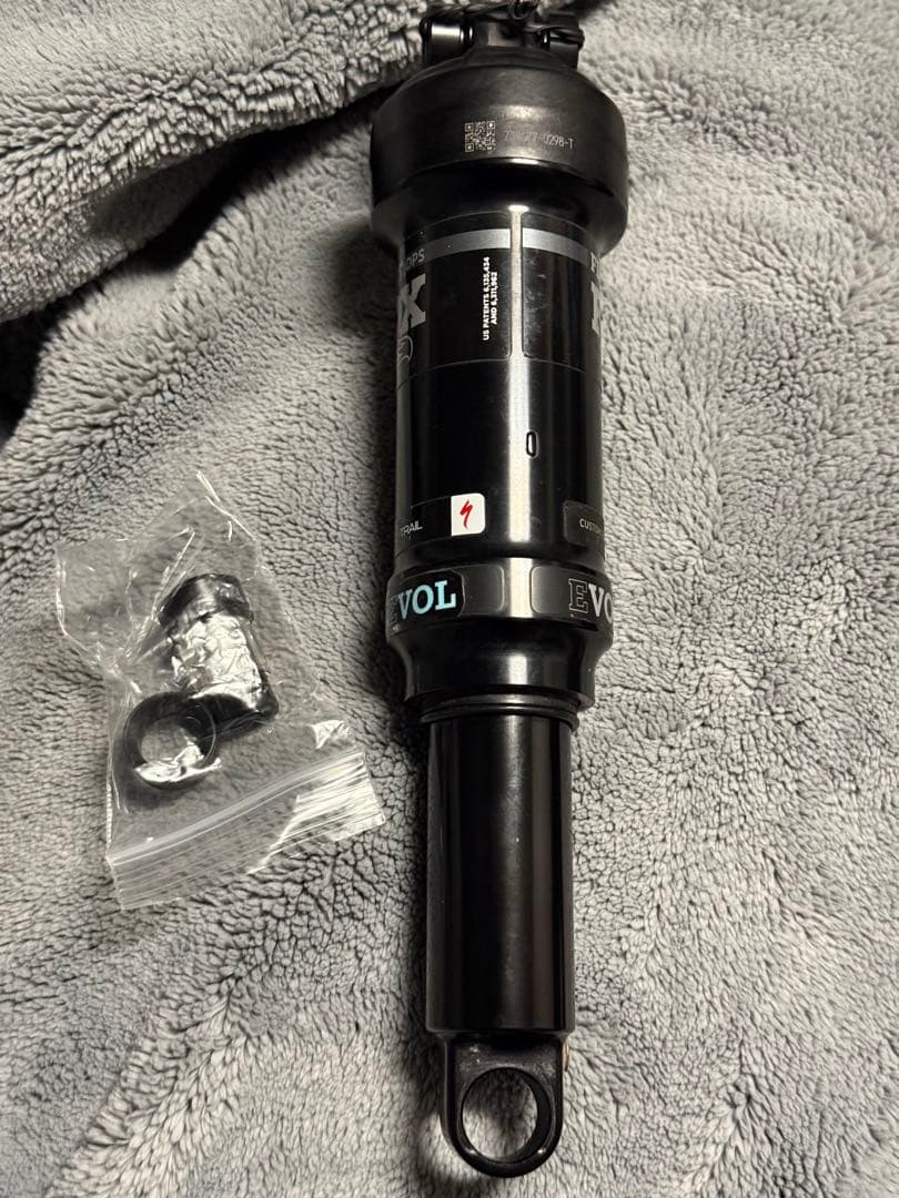 FOX FLOAT DPS Performance Elite 210×52.5