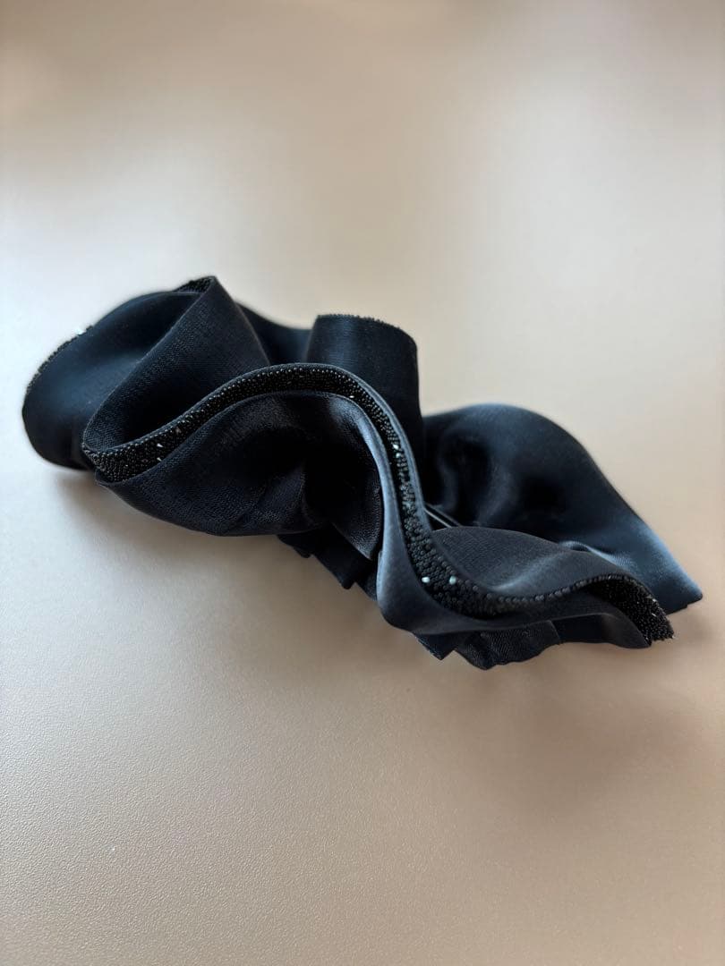 コンプレックスビズ　バナナクリップ　黒