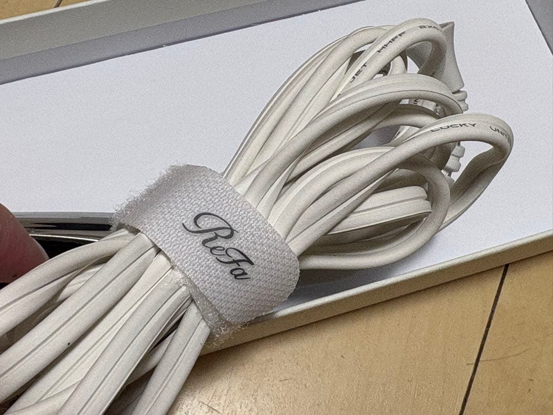 ReFaストレートヘアアイロン Re-AC02A 2023年製　24年購入