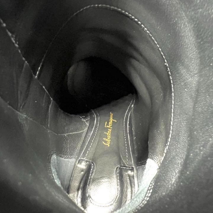 サルヴァトーレフェラガモ ショートブーツ　ガンチーニ　4 1/2 D