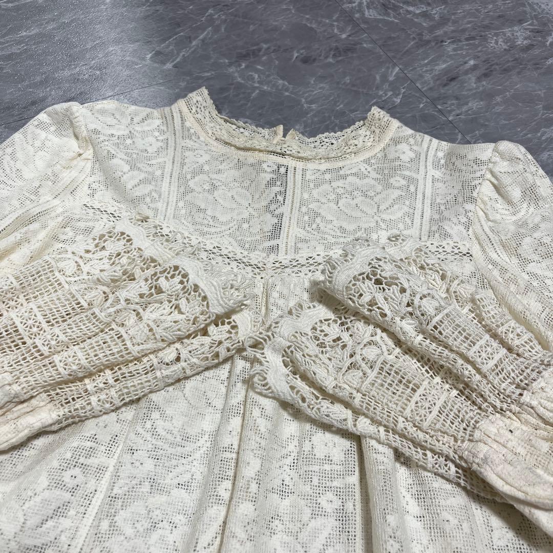 極美品ハグオーワー×ヌキテパアンティークレース調ブラウス