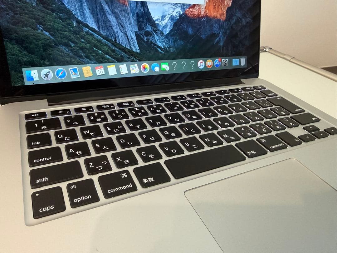 【渡辺】MacBook Pro 13インチ / 256GB / 2016年