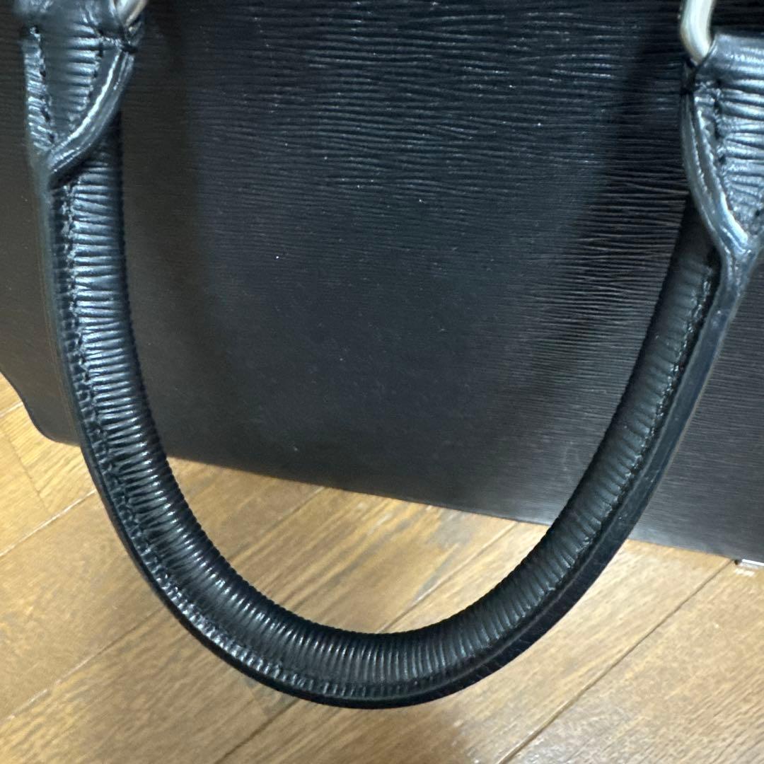 aniary　アニアリ　ビジネスバッグ