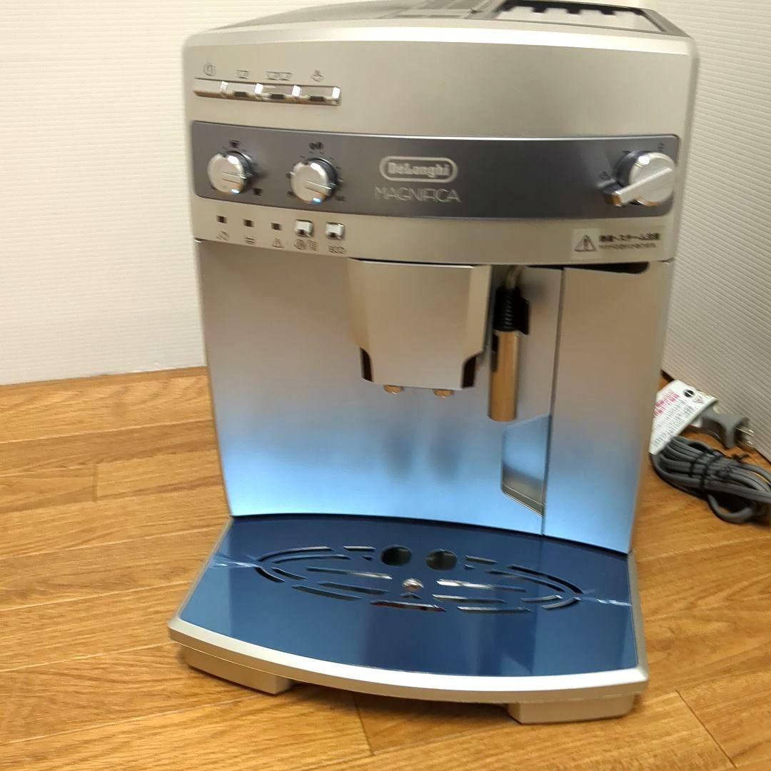 【美品】デロンギ マグニフィカ 全自動エスプレッソマシン ESAM03110S