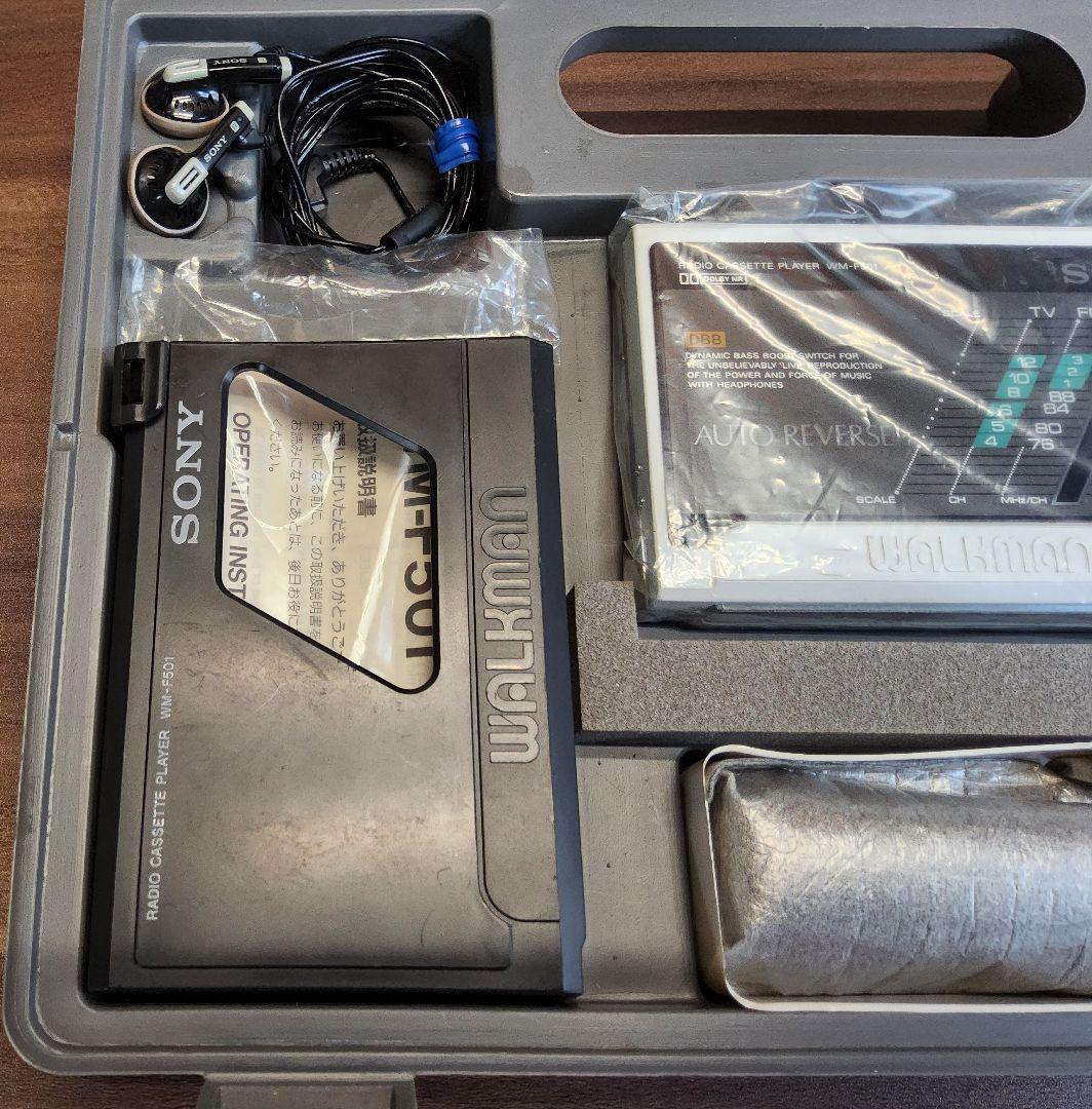 【未使用品 超レア】 SONY ウオークマン WM-F501 ホワイト ジャンク
