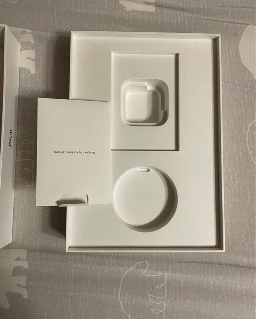 iPad Wi-Fiモデル　第7世代　128GB