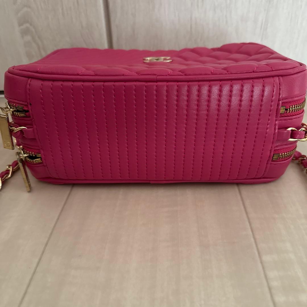 CCマーク　ピンクバック　ショルダー　ボディクロス