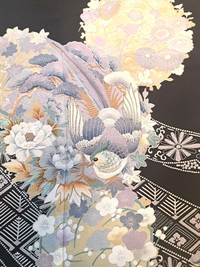 美品❇️手描友禅　刺繍　黒留め袖 　 比翼仕立て　５つ紋　フルセット