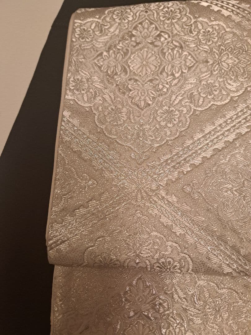 美品❇️手描友禅　刺繍　黒留め袖 　 比翼仕立て　５つ紋　フルセット