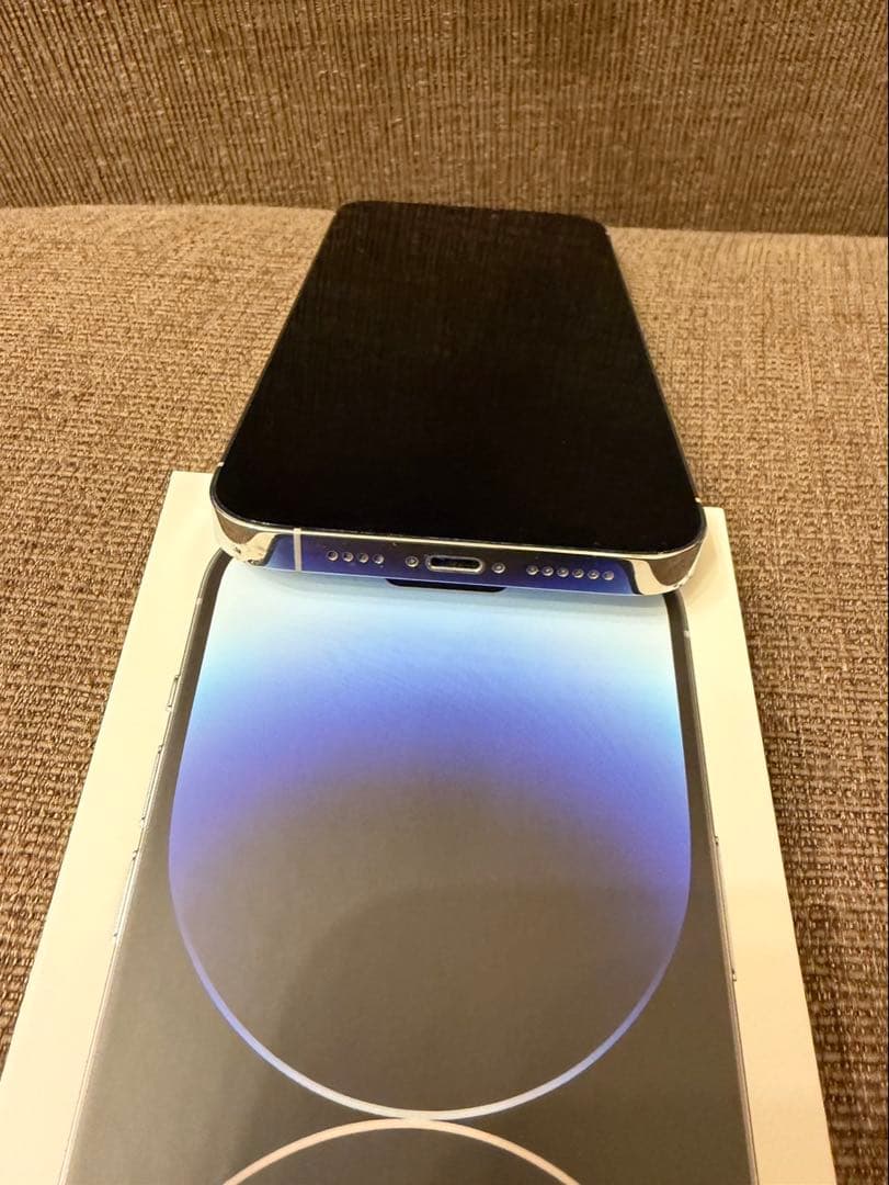 Apple iPhone 14 Pro Max 128gbシルバー　SIMフリー