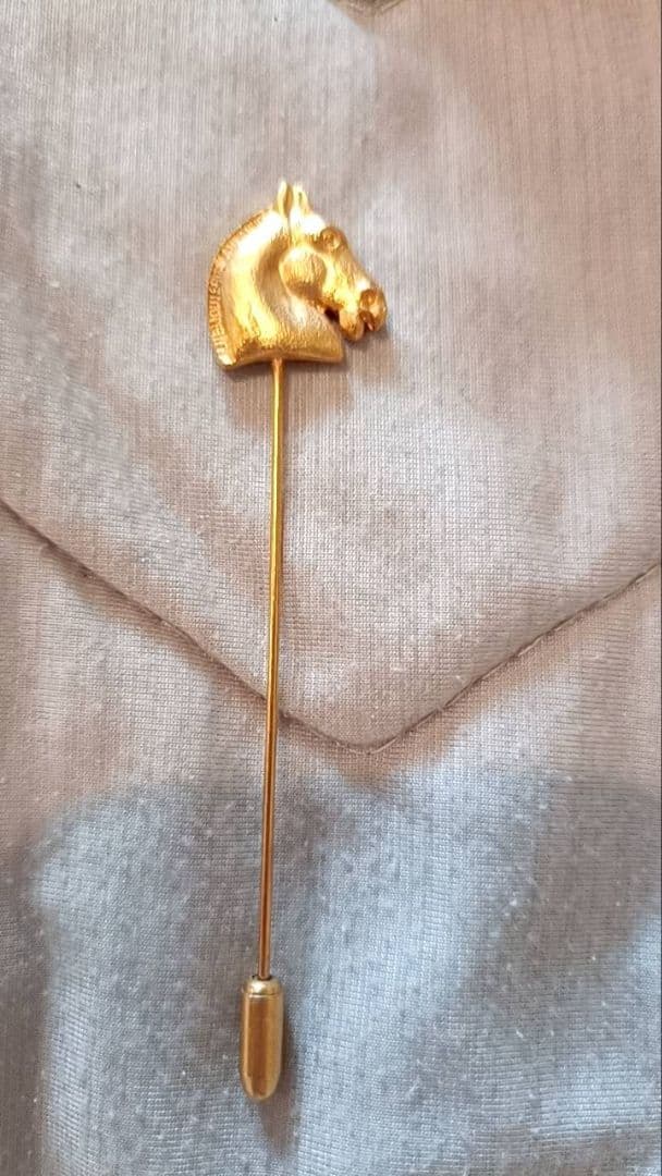 HERMES ゴールド 馬の頭 ブローチ