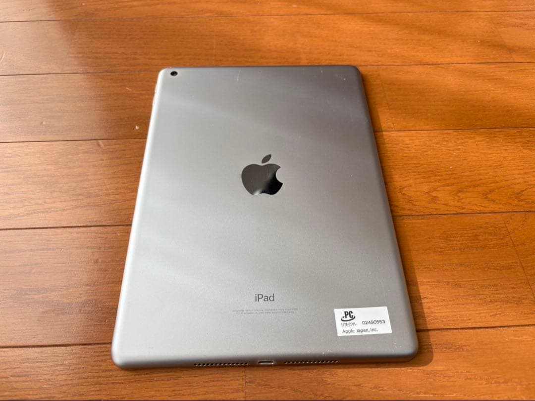 iPad 本体 128GB 第6世代