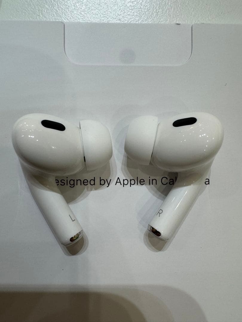 【ほぼ新品】 AirPods Pro 第2世代 エアポッツ MTJV3J/A