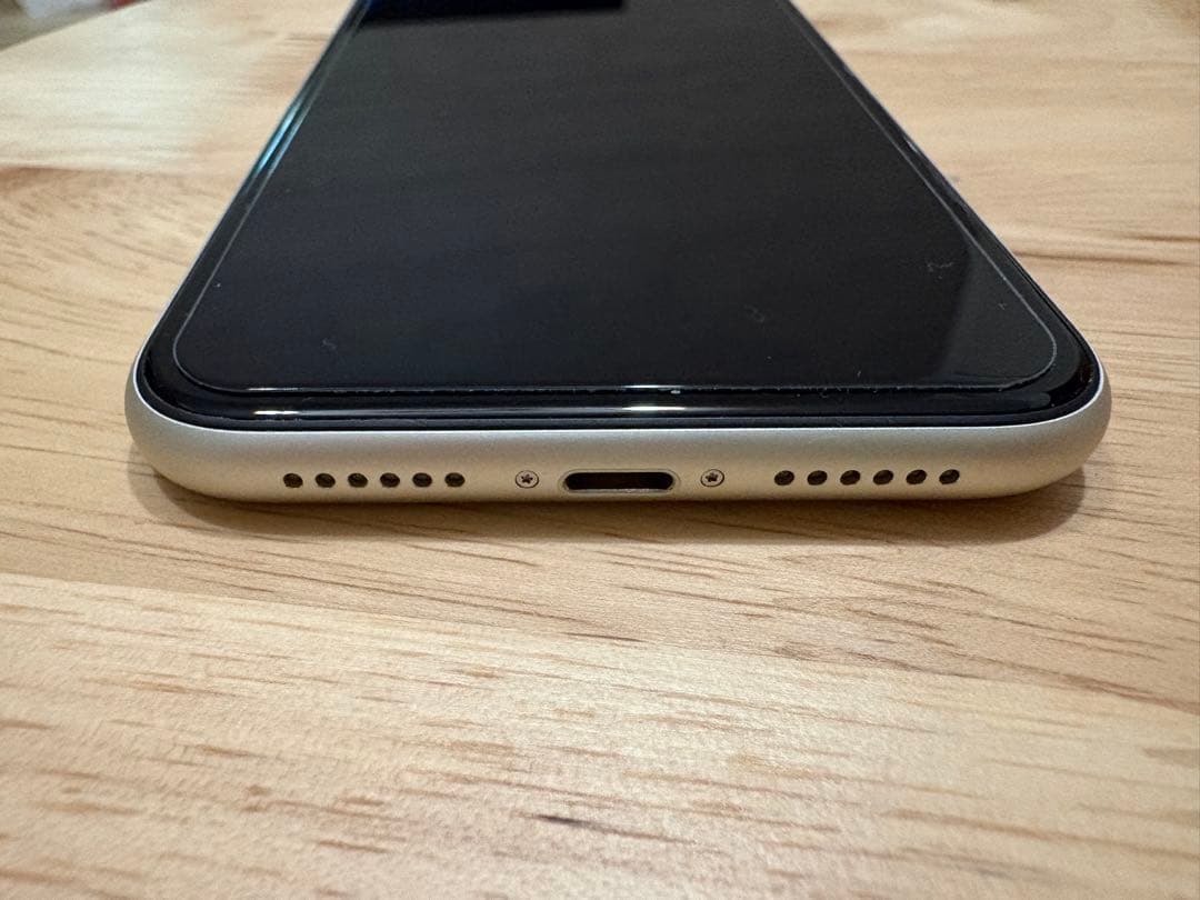 iPhone 11 128GB SIMフリー ホワイト 白