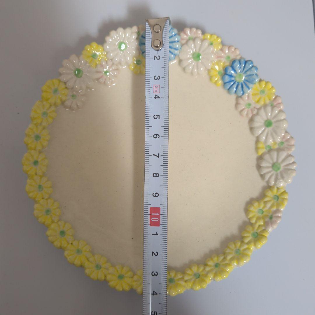 新品未使用 つちのわ 花柄陶器プレートセット（大・小） 花かんむり 作家作品